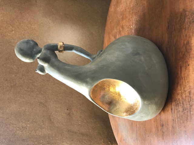 femme patine à la cire et feuille d'or