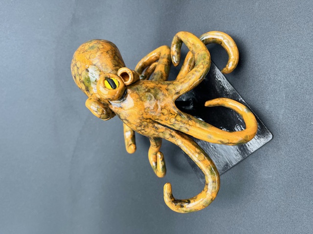 Petit poulpe en céramique émaillée