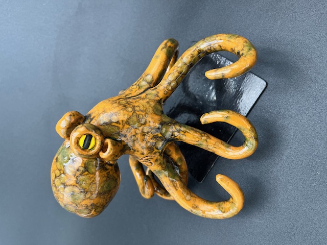 Petit poulpe en céramique émaillée